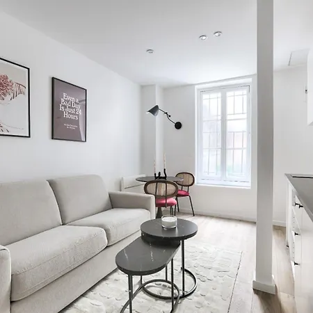 Apartment Cia - Lovely East